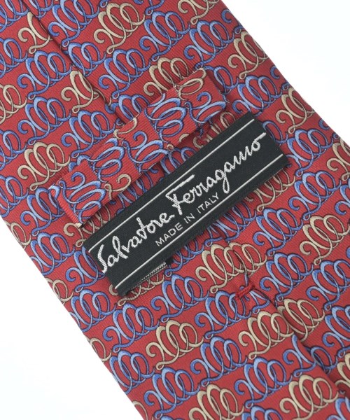 Salvatore Ferragamo เนคไท