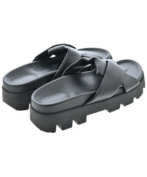 Salvatore Ferragamo รองเท้าแตะ