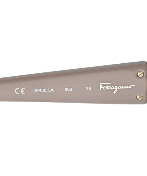 Salvatore Ferragamo แว่นกันแดด