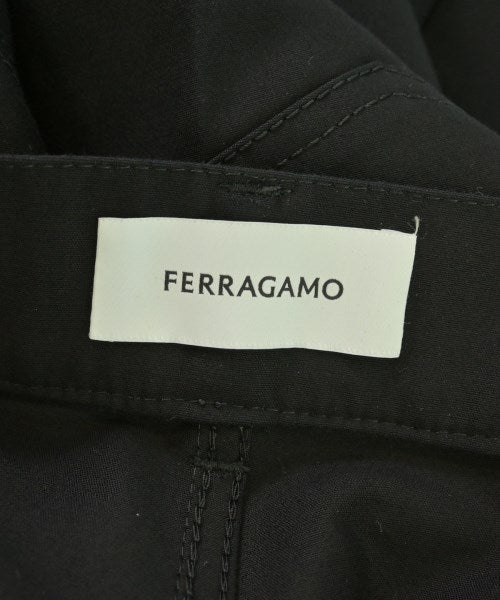 Salvatore Ferragamo กางเกงขายาว