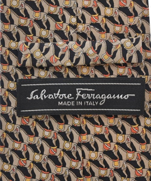 Salvatore Ferragamo เนคไท