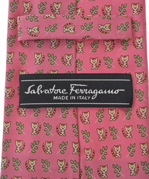 Salvatore Ferragamo เนคไท