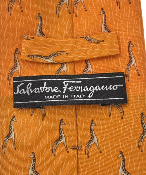 Salvatore Ferragamo เนคไท
