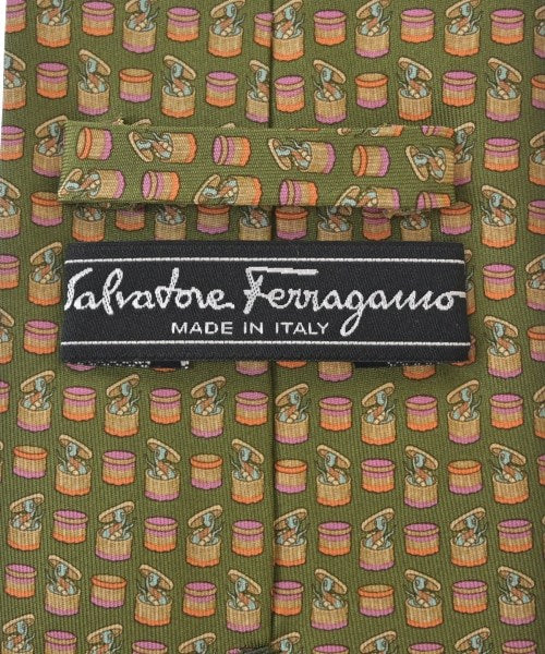 Salvatore Ferragamo เนคไท