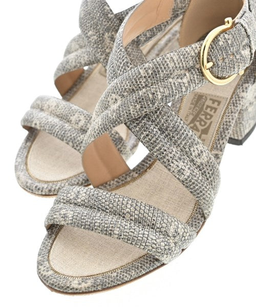 Salvatore Ferragamo รองเท้าแตะ