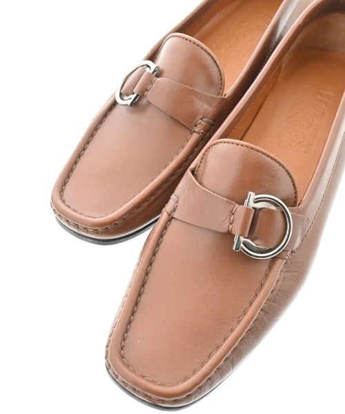 Salvatore Ferragamo รองเท้าสวมทางการ