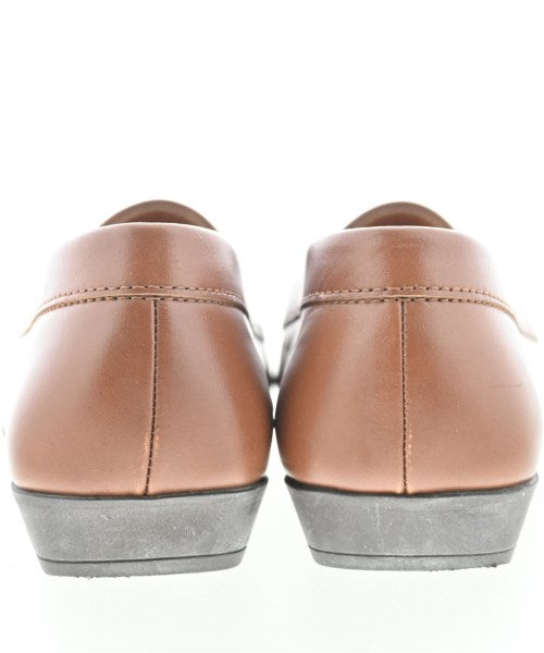 Salvatore Ferragamo รองเท้าสวมทางการ