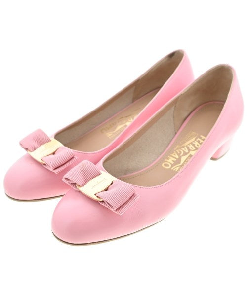 Salvatore Ferragamo รองเท้าส้นสูง