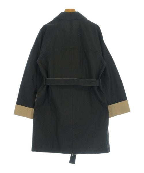 Salvatore Ferragamo เสื้อโค้ท
