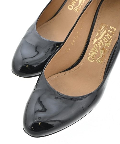 Salvatore Ferragamo รองเท้าส้นสูง
