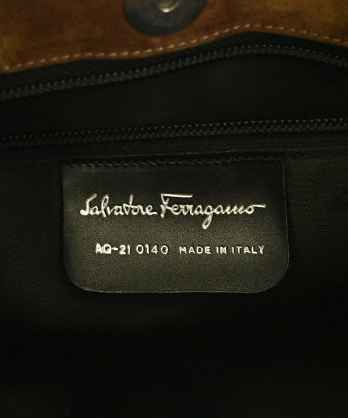 Salvatore Ferragamo กระเป๋าถือ