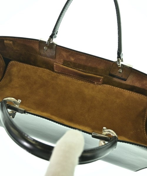Salvatore Ferragamo กระเป๋าถือ