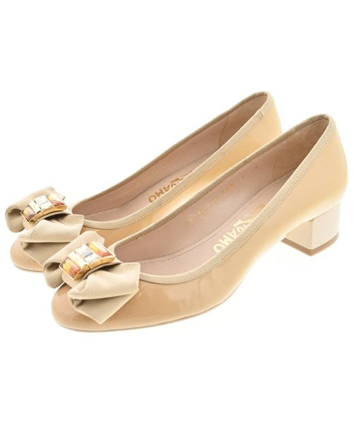 Salvatore Ferragamo รองเท้าส้นสูง