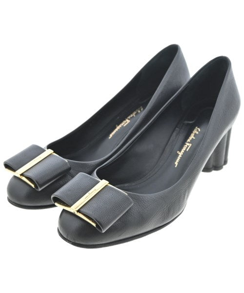 Salvatore Ferragamo รองเท้าส้นสูง