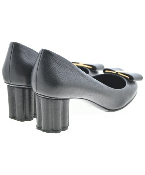 Salvatore Ferragamo รองเท้าส้นสูง