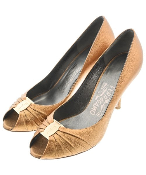 Salvatore Ferragamo รองเท้าส้นสูง