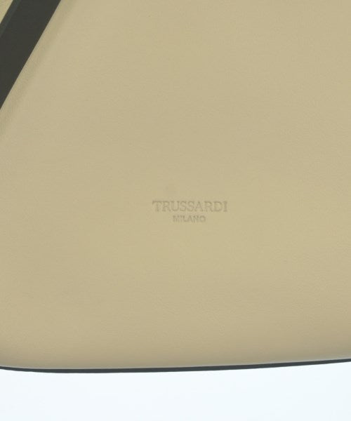 TRUSSARDI กระเป๋าถือขนาดใหญ่