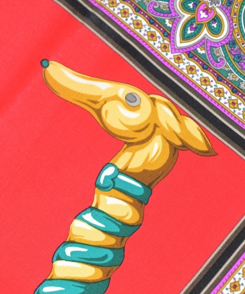 TRUSSARDI ผ้าพันคอ