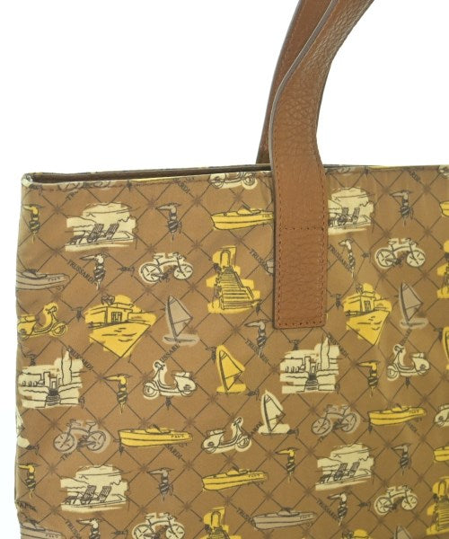 TRUSSARDI กระเป๋าถือขนาดใหญ่