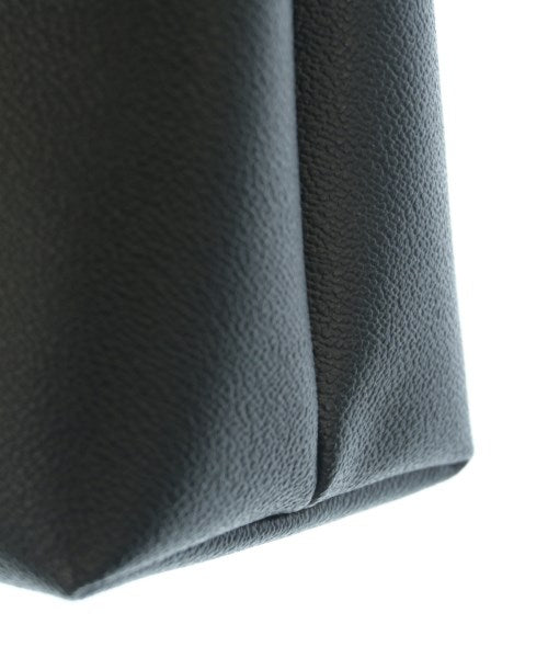 TRUSSARDI กระเป๋าถือขนาดใหญ่