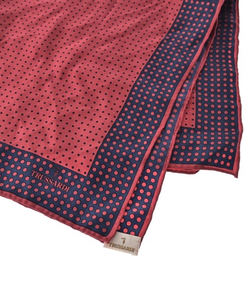 TRUSSARDI ผ้าพันคอ