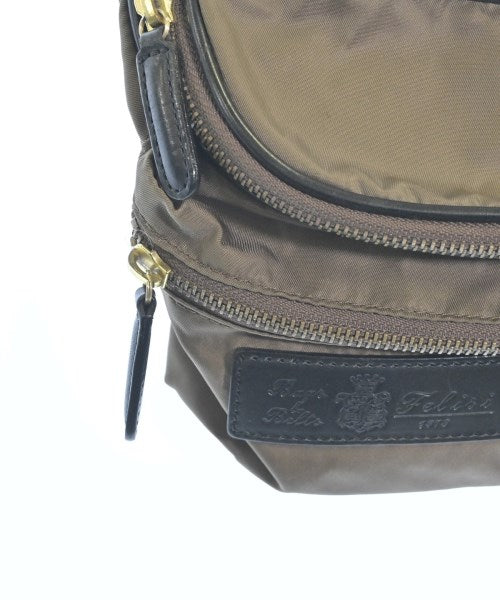 Felisi กระเป๋าสะพาย