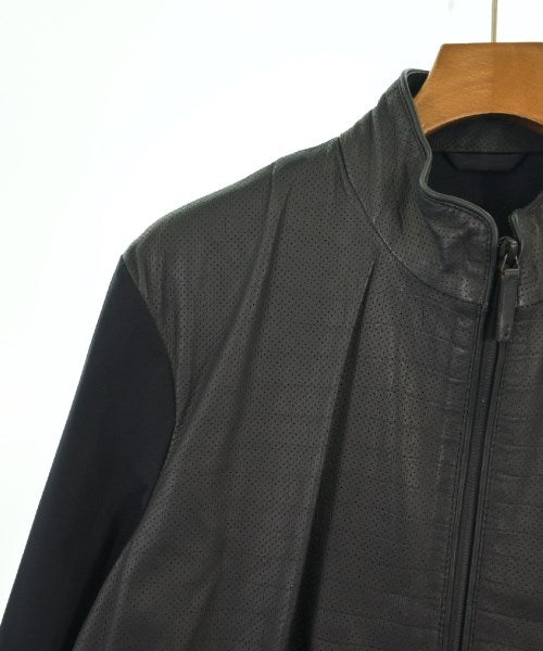 ARMANI COLLEZIONI แจ็คเก็ตเบลาส์ อื่น