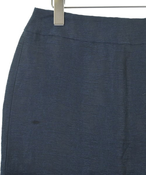 ARMANI COLLEZIONI กระโปรงยาวถึงเข่า