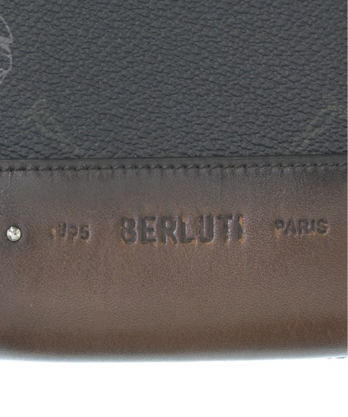 Berluti กระเป๋าสะพาย