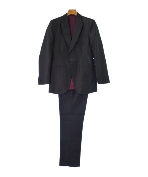Berluti ชุดสูทแบบครบเซต (อื่นๆ)