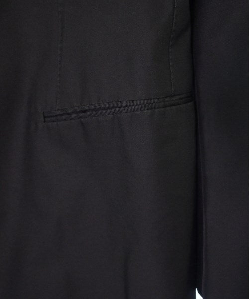 Berluti ชุดสูทแบบครบเซต (อื่นๆ)