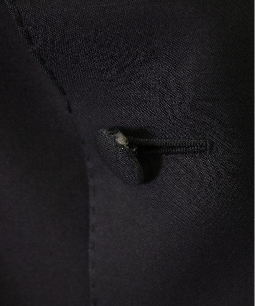 Berluti ชุดสูทแบบครบเซต (อื่นๆ)