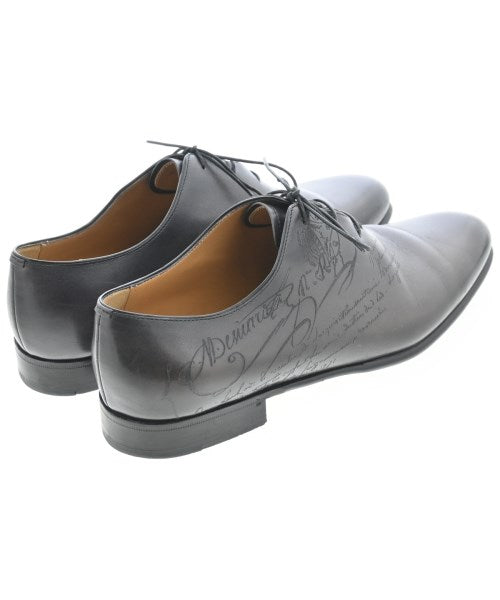 Berluti รองเท้าสวมทางการ