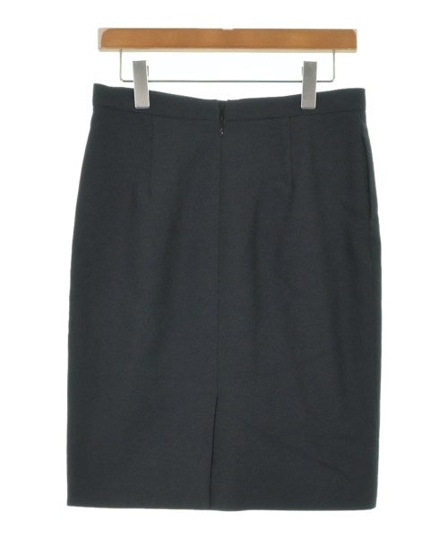 Loro Piana กระโปรงยาวถึงเข่า