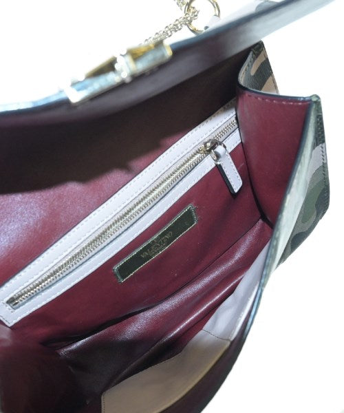 VALENTINO GARAVANI กระเป๋าถือขนาดใหญ่