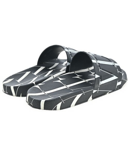 VALENTINO GARAVANI รองเท้าแตะ