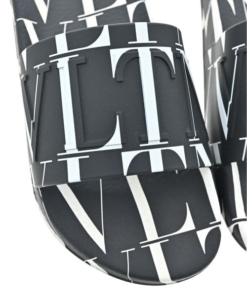 VALENTINO GARAVANI รองเท้าแตะ