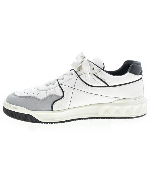VALENTINO GARAVANI รองเท้าผ้าใบ