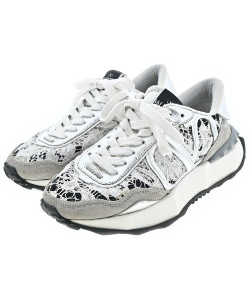 VALENTINO GARAVANI รองเท้าผ้าใบ