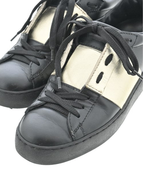 VALENTINO GARAVANI รองเท้าผ้าใบ