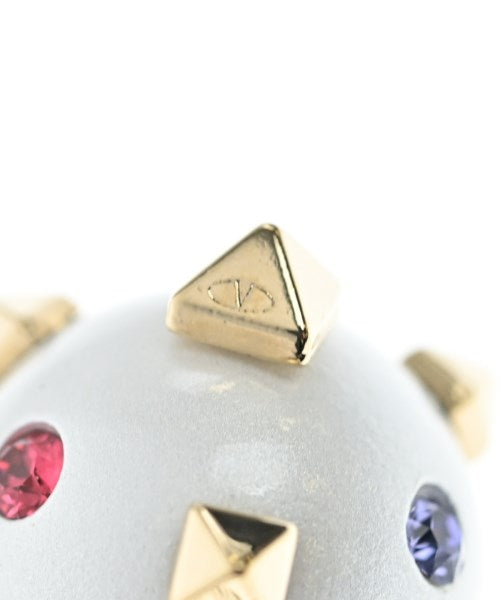 VALENTINO GARAVANI เจาะ