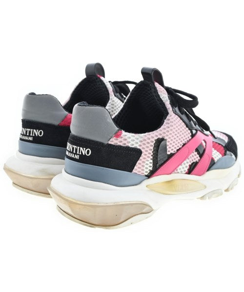 VALENTINO GARAVANI รองเท้าผ้าใบ