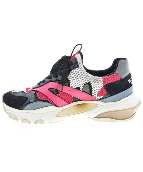 VALENTINO GARAVANI รองเท้าผ้าใบ