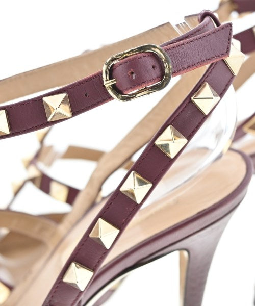 VALENTINO GARAVANI รองเท้าส้นสูง