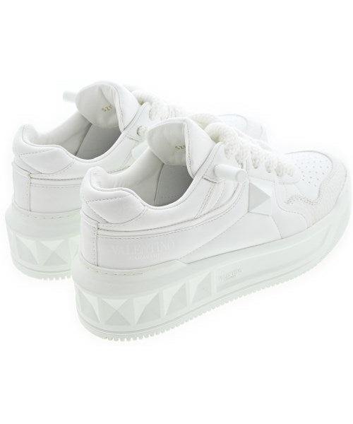 VALENTINO GARAVANI รองเท้าผ้าใบ