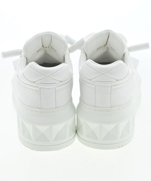VALENTINO GARAVANI รองเท้าผ้าใบ
