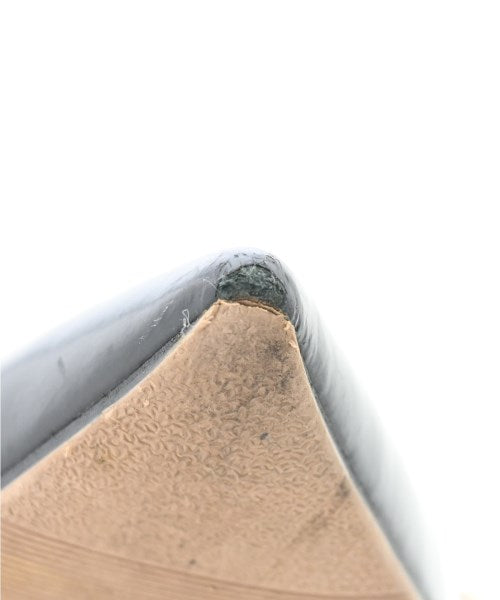 VALENTINO GARAVANI รองเท้า อื่น