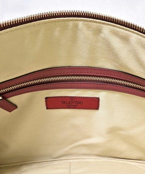 VALENTINO GARAVANI คลัตช์
