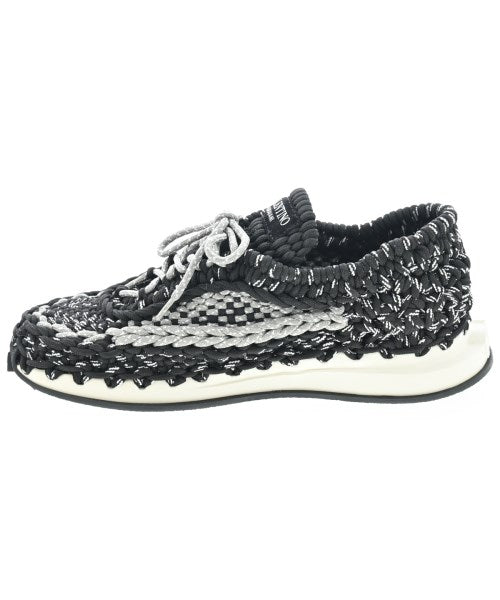 VALENTINO GARAVANI รองเท้าผ้าใบ