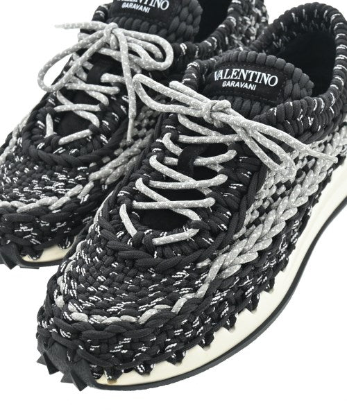 VALENTINO GARAVANI รองเท้าผ้าใบ